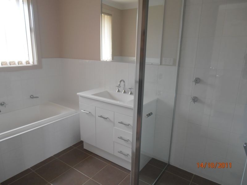 13a Cederwood Crescent, Raymond Terrace NSW 2324