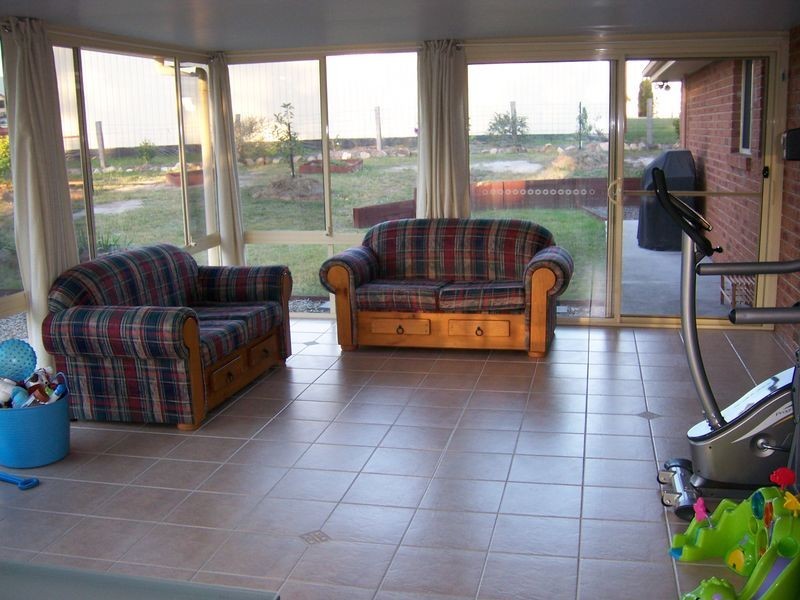 17 Timbertop Road, Glen Oak NSW 2320