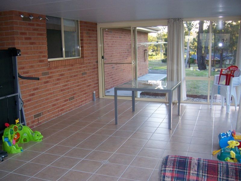 17 Timbertop Road, Glen Oak NSW 2320