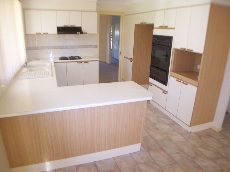 17 Hastings Drive, Raymond Terrace NSW 2324