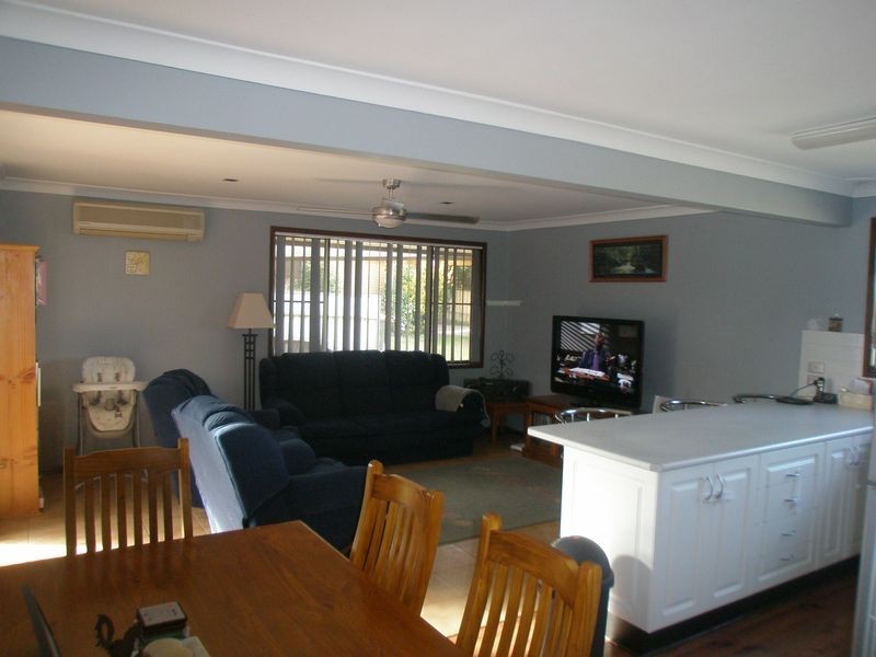 9 Chifley Drive, Raymond Terrace NSW 2324