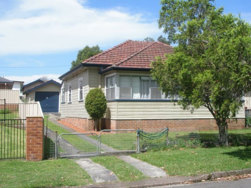 43 Kangaroo Street, Raymond Terrace NSW 2324