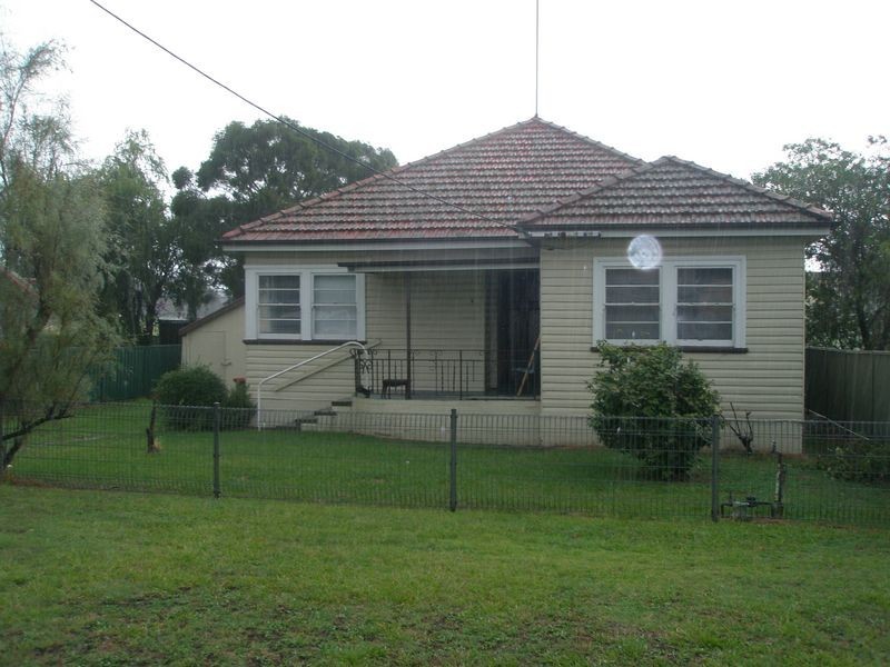 6 Kangaroo Street, Raymond Terrace NSW 2324