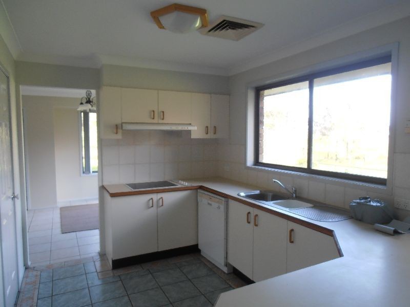 1 Grape Street, Seaham NSW 2324