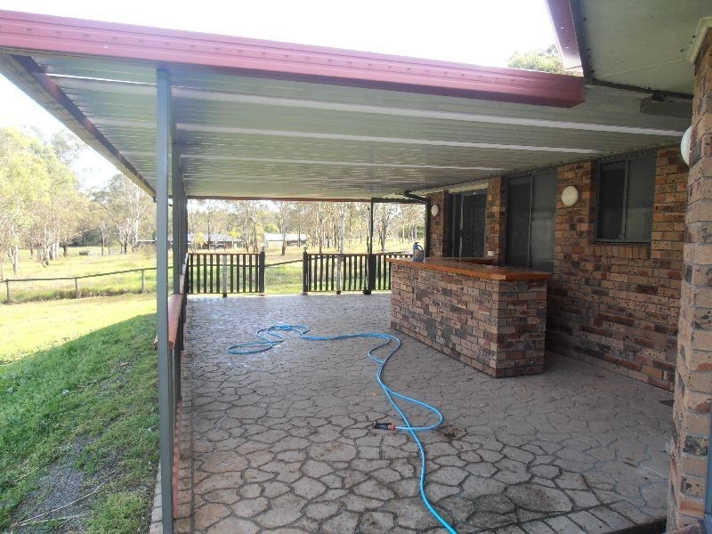 1 Grape Street, Seaham NSW 2324