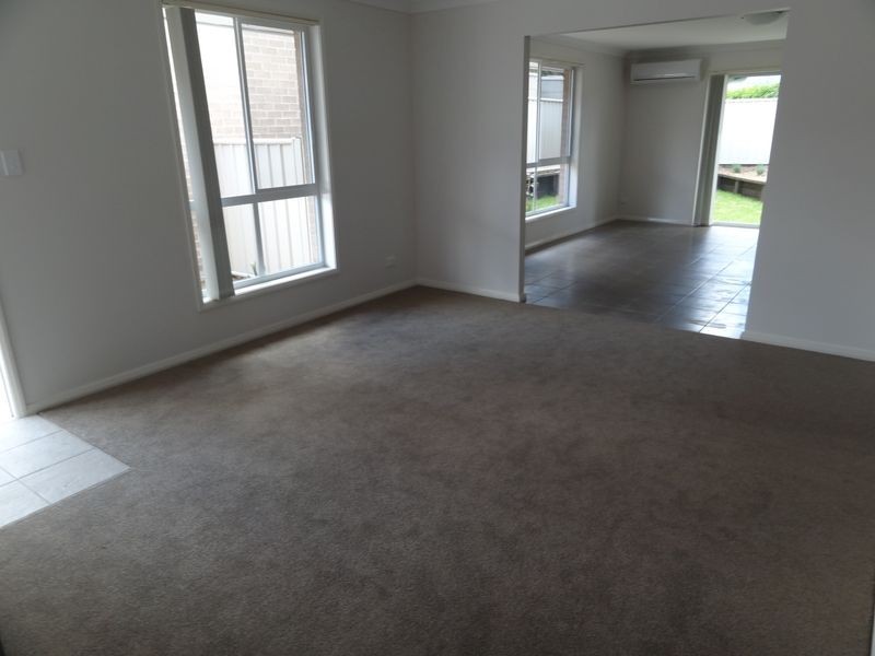 11 Osborn Crescent, Raymond Terrace NSW 2324