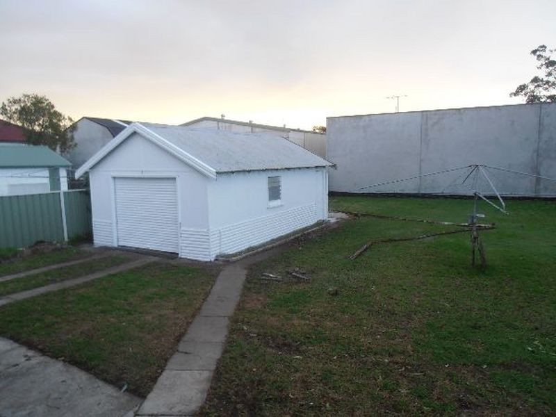 10 Sturgeon Street, Raymond Terrace NSW 2324