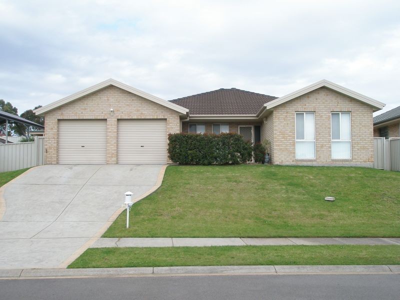 69 Dalyell Way, Raymond Terrace NSW 2324