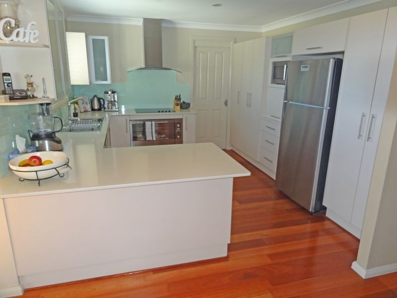 18 Barrellier Close, Raymond Terrace NSW 2324