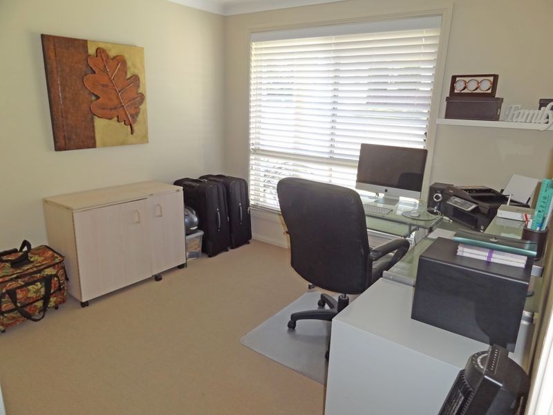 18 Barrellier Close, Raymond Terrace NSW 2324