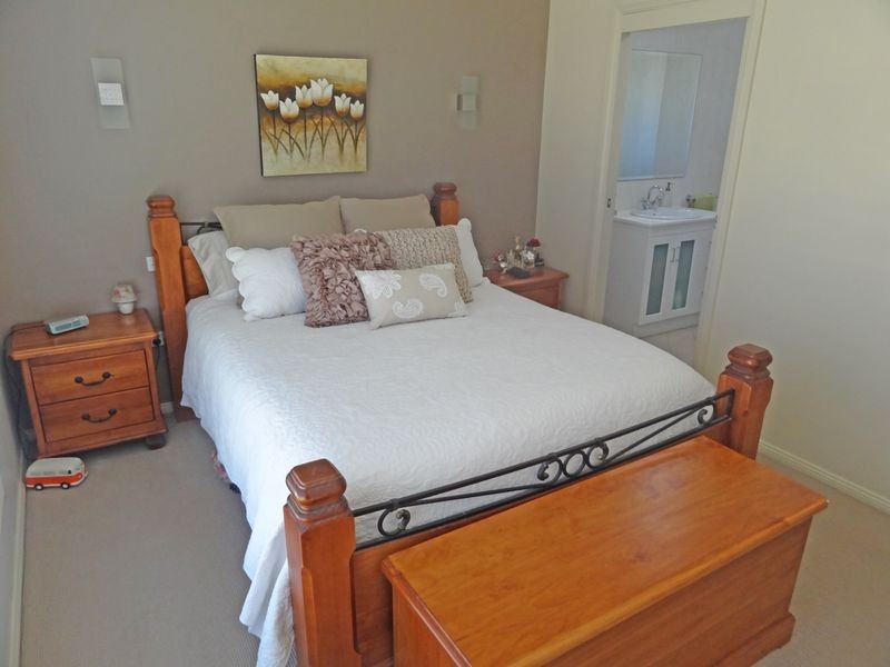 18 Barrellier Close, Raymond Terrace NSW 2324