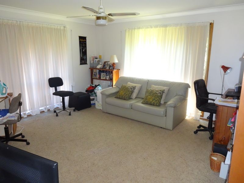 18 Greenslopes Drive, Raymond Terrace NSW 2324