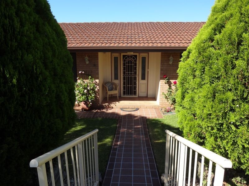 18 Greenslopes Drive, Raymond Terrace NSW 2324