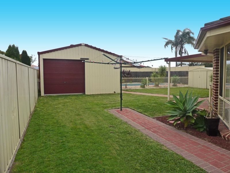 11 Gordon Reeve Close, Raymond Terrace NSW 2324