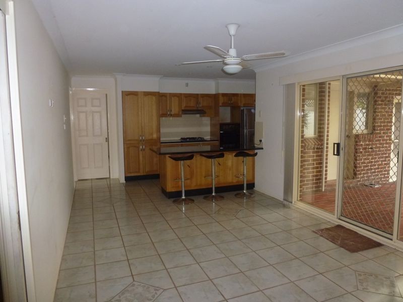 11 Gordon Reeve Close, Raymond Terrace NSW 2324