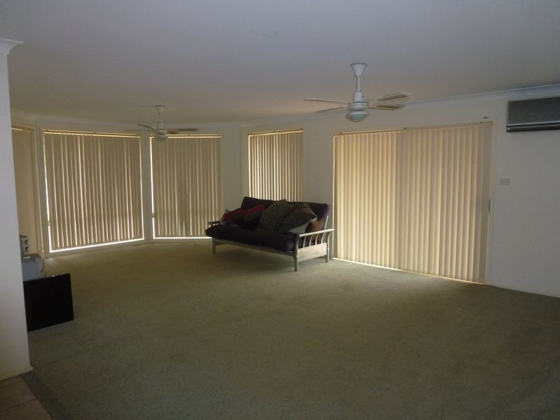 11 Gordon Reeve Close, Raymond Terrace NSW 2324