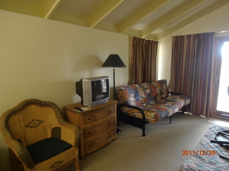 Cabin 3 Old Punt Road, Swan Bay NSW 2324