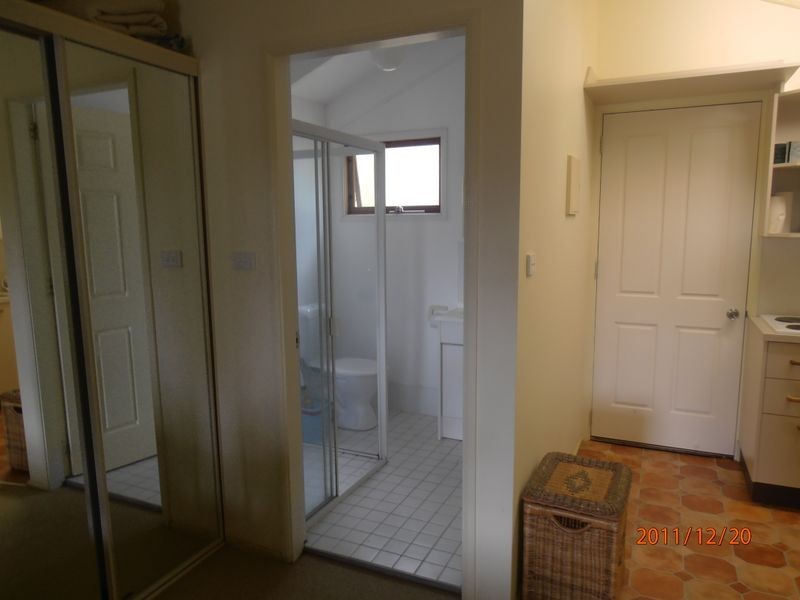 Cabin 3 Old Punt Road, Swan Bay NSW 2324