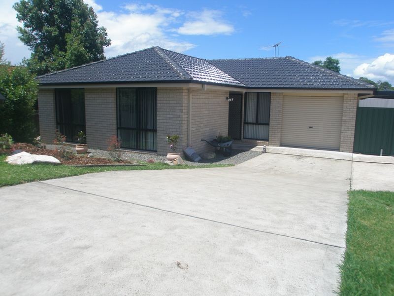 11 Beaton Avenue, Raymond Terrace NSW 2324