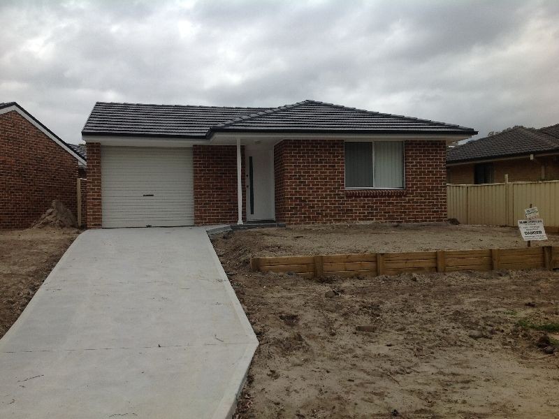 4 Feeney Way, Raymond Terrace NSW 2324