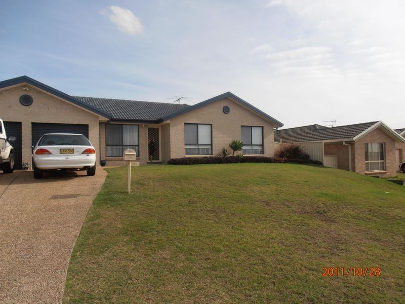 31 Benjamin Circle, Rutherford NSW 2320