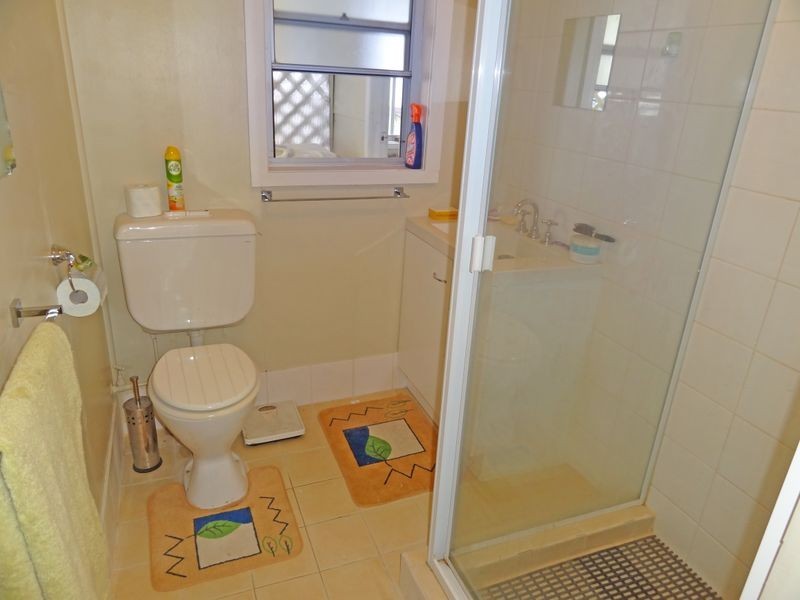 12 Kirkton Crescent, Woodberry NSW 2322