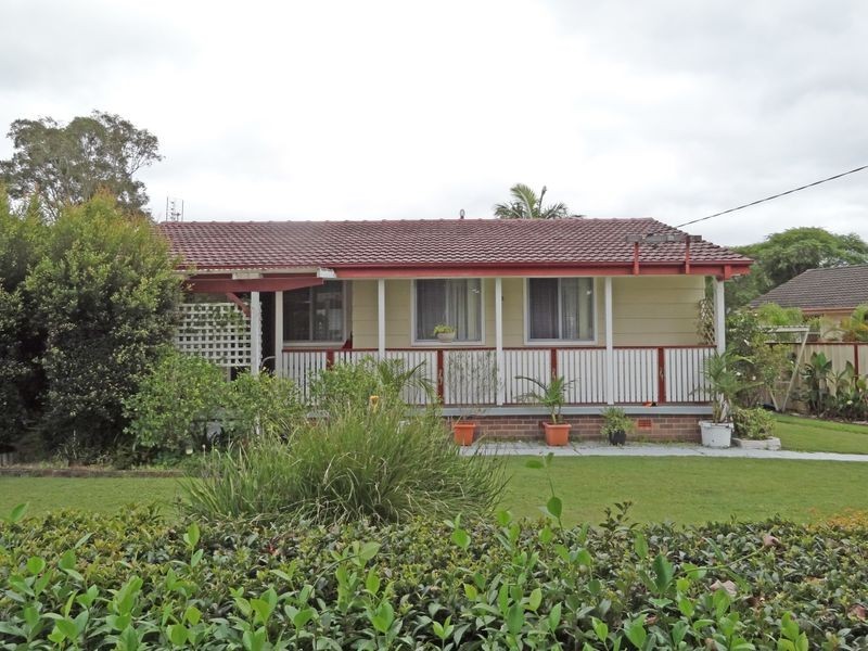 12 Kirkton Crescent, Woodberry NSW 2322