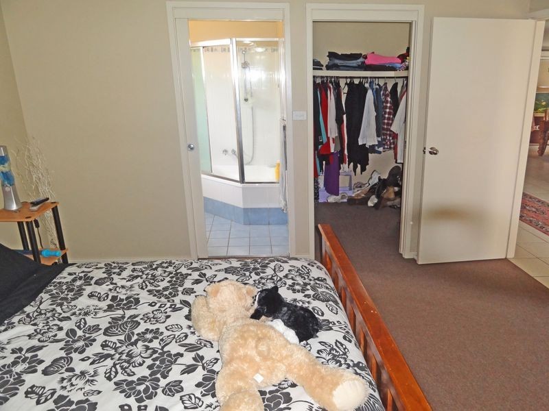 241 Adelaide Street, Raymond Terrace NSW 2324
