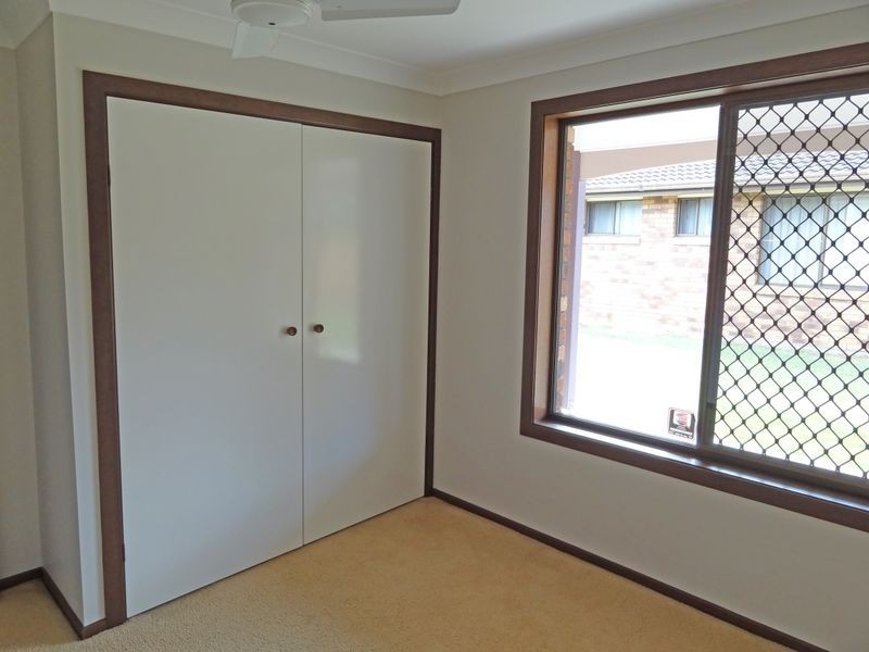 12 Elizabeth Avenue, Raymond Terrace NSW 2324