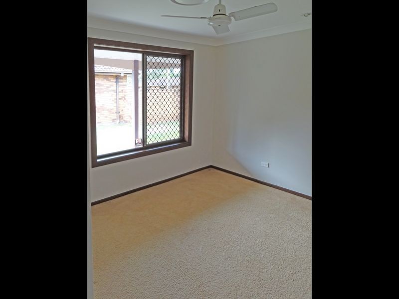 12 Elizabeth Avenue, Raymond Terrace NSW 2324