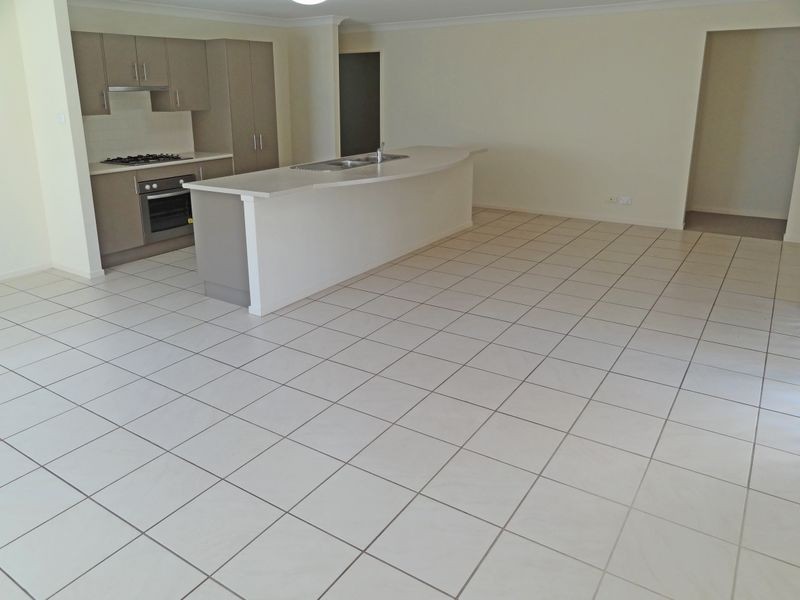 54 Martens Avenue, Raymond Terrace NSW 2324