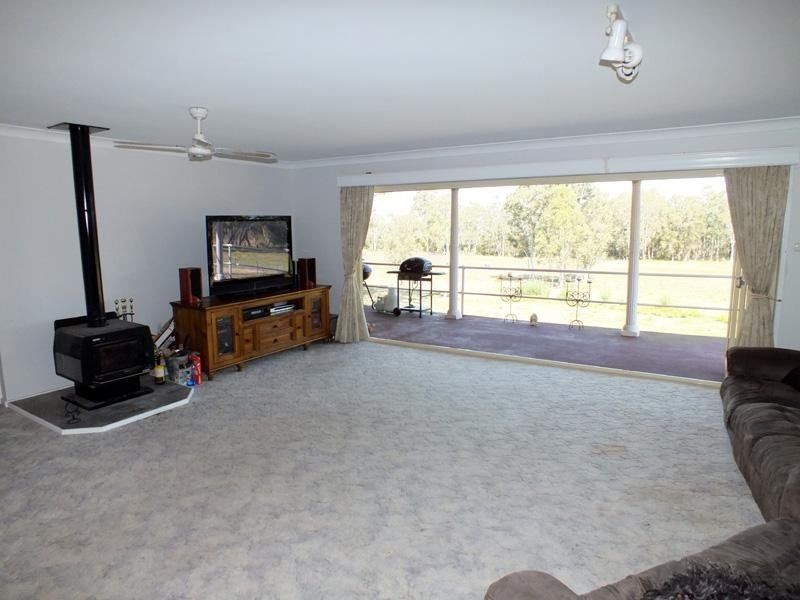 898A Swan Bay Road, Swan Bay NSW 2324