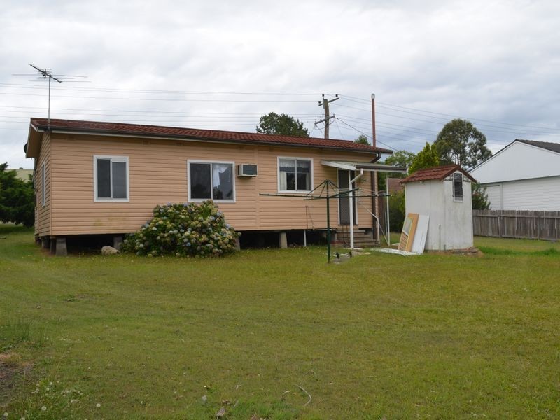 24 Alma Street, Raymond Terrace NSW 2324