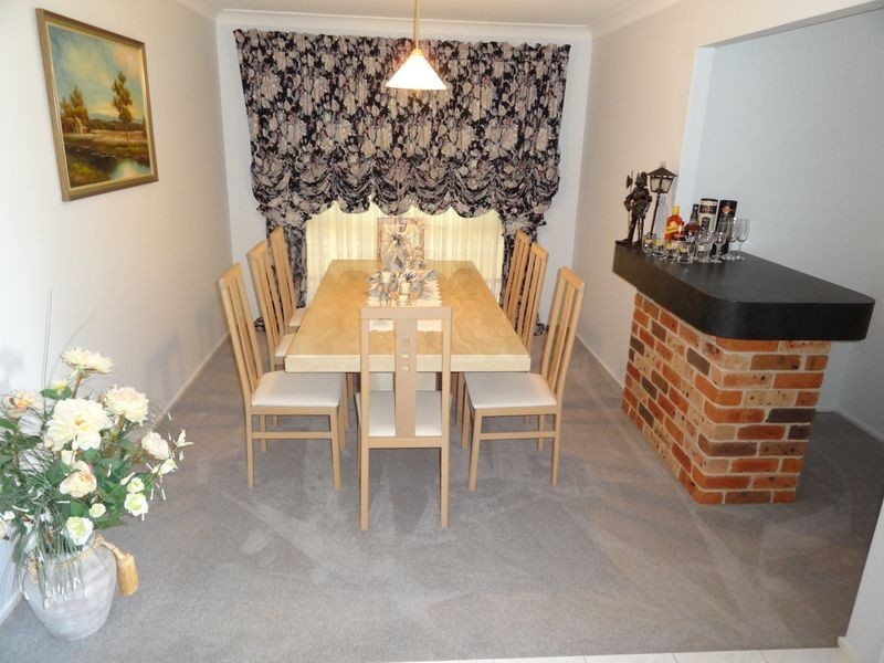 18 Holwell Circuit, Raymond Terrace NSW 2324