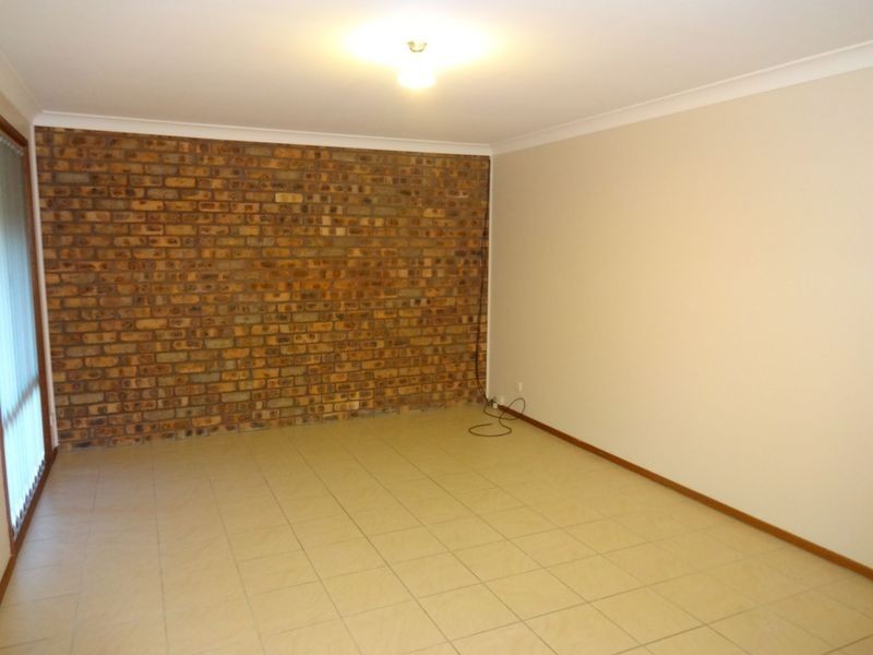 12 Cross Street, Seaham NSW 2324