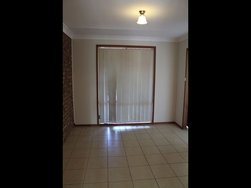12 Cross Street, Seaham NSW 2324