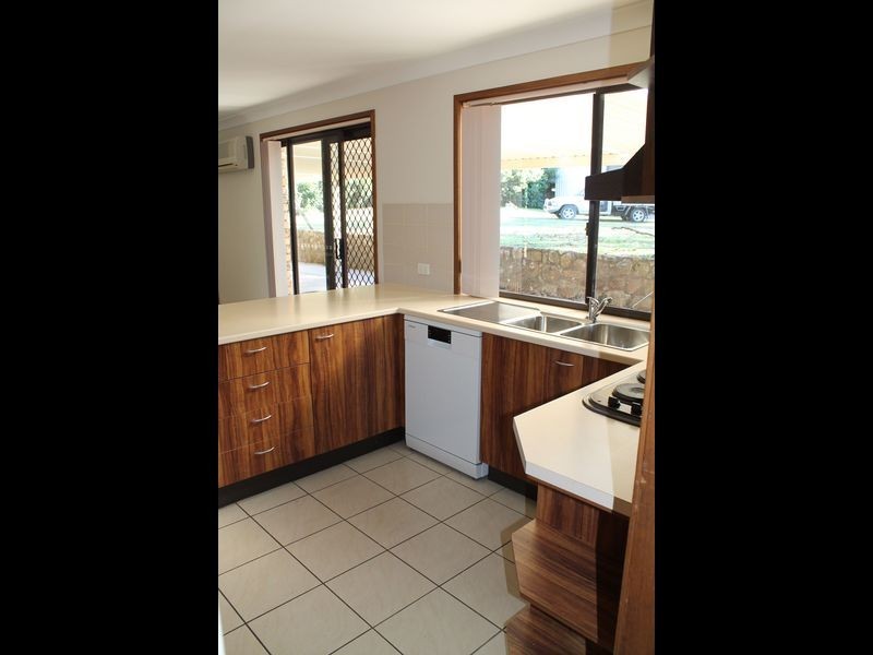 12 Cross Street, Seaham NSW 2324