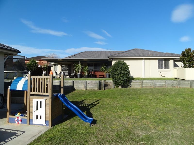 11 Edstein Place, Raymond Terrace NSW 2324