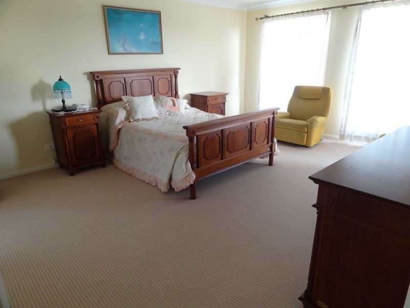 2 Edstein Place, Raymond Terrace NSW 2324