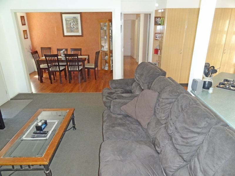 17 Kindlebark Drive, Medowie NSW 2318