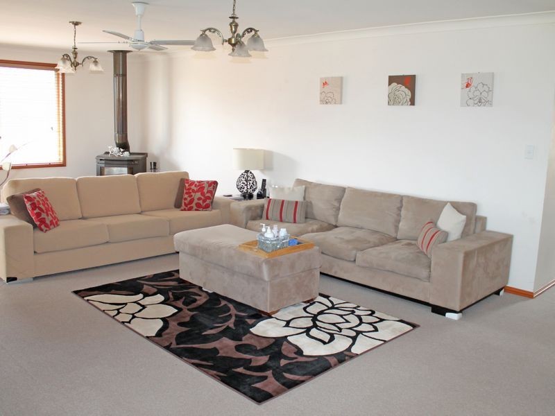 35 Holwell Circuit, Raymond Terrace NSW 2324