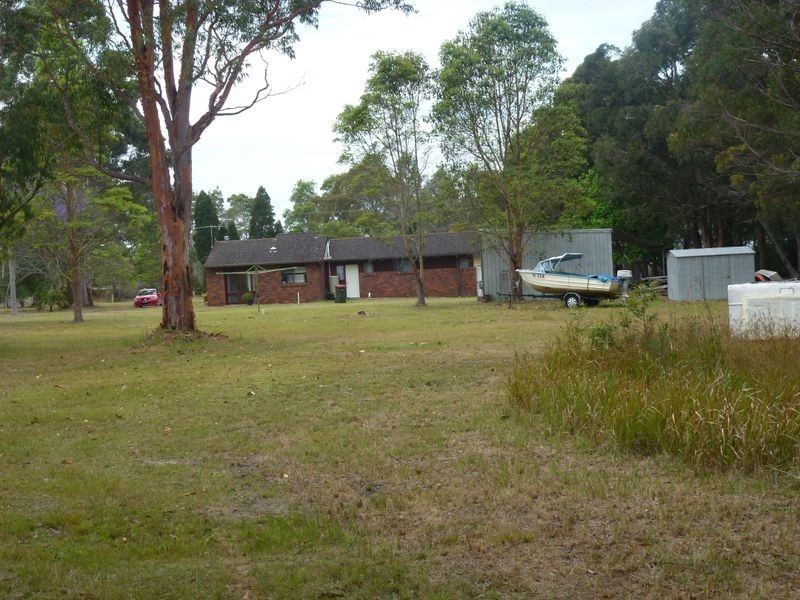 126 Moffats Road, Swan Bay NSW 2324