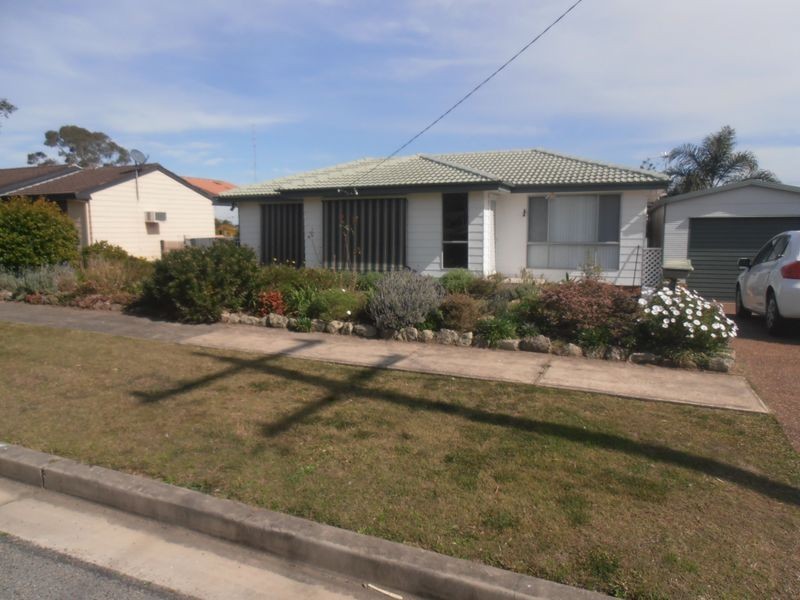 19 Riverview Place, Raymond Terrace NSW 2324