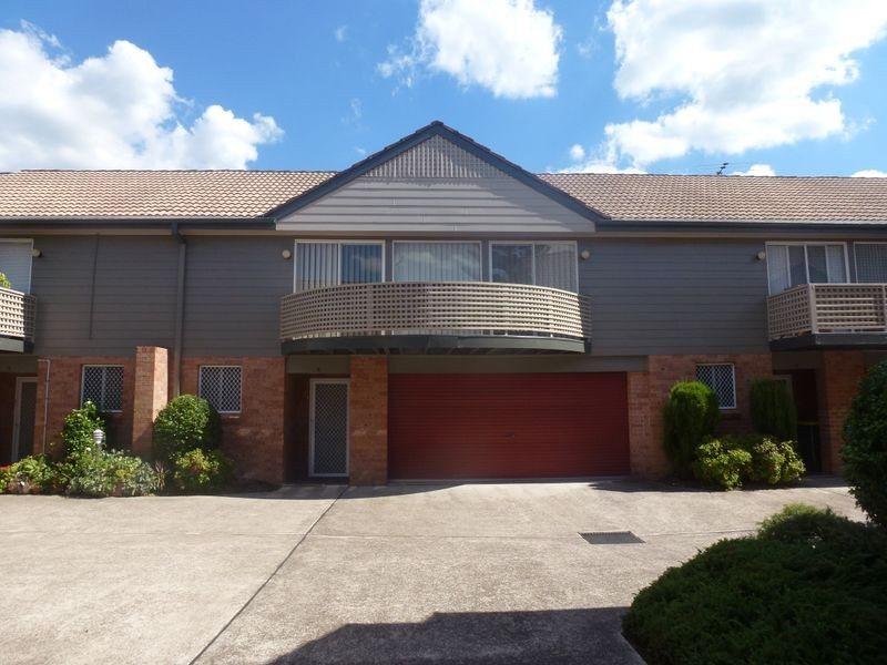 2/5 Johnson Close, Raymond Terrace NSW 2324