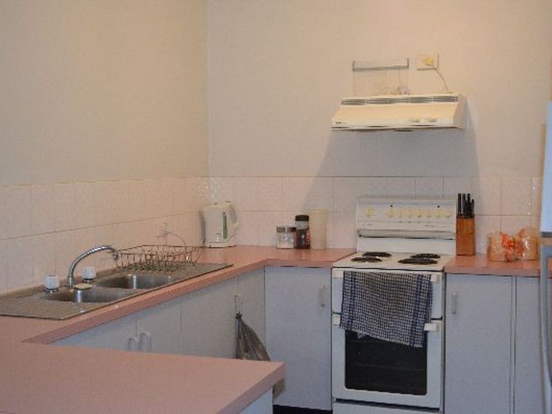 2/11 Replica Close, Raymond Terrace NSW 2324