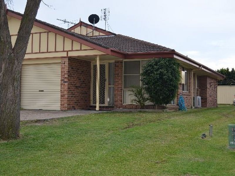 2/11 Replica Close, Raymond Terrace NSW 2324