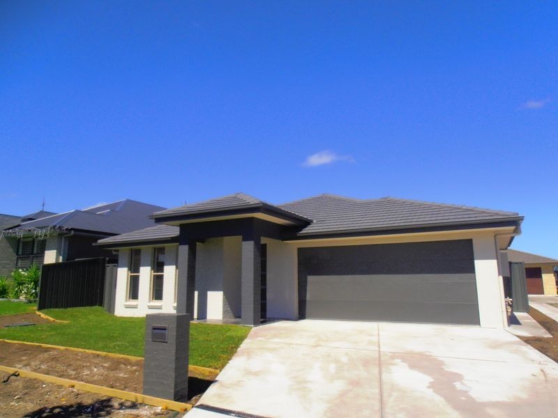 9 Edward Windeyer Way, Raymond Terrace NSW 2324