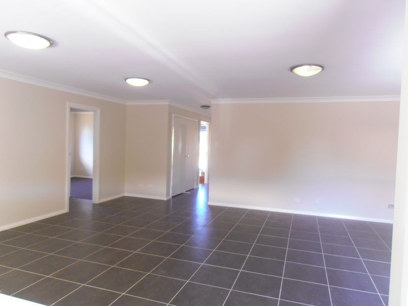 9 Edward Windeyer Way, Raymond Terrace NSW 2324