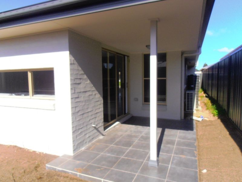 9 Edward Windeyer Way, Raymond Terrace NSW 2324