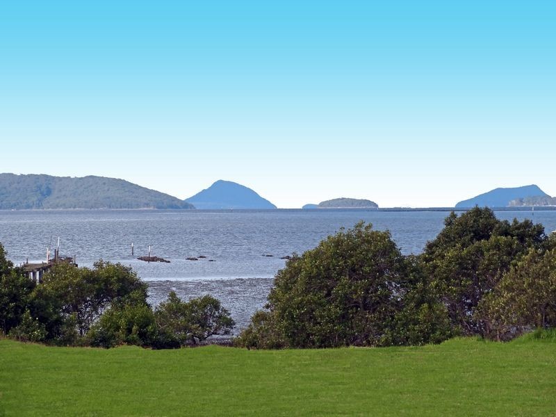 240 Lilleys Road, Swan Bay NSW 2324